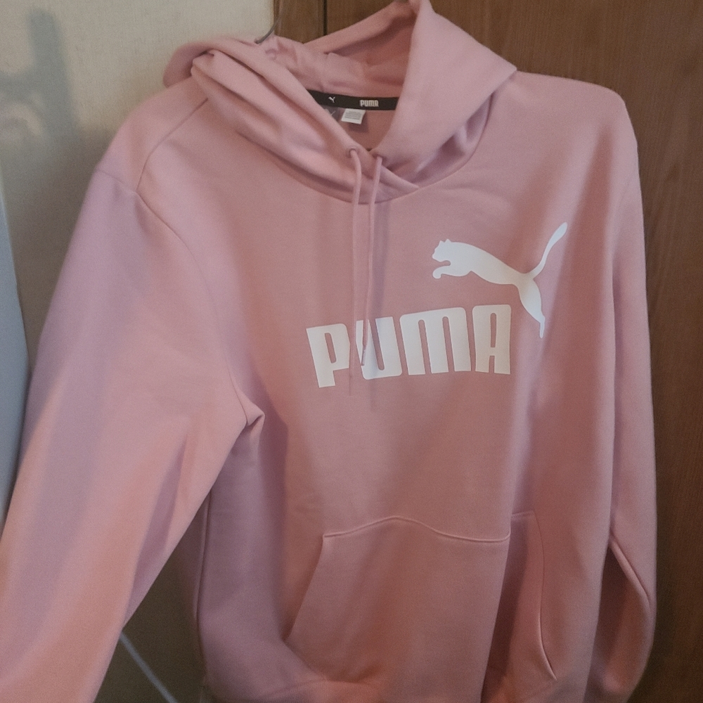 Womens Puma pullover hoodie